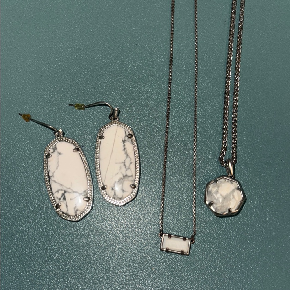 Kendra Scott Silver Rhodium in White Howlite